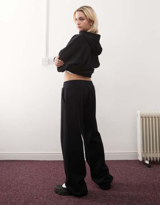 Noisy May – Jogginghose in Schwarz mit weitem Bein, Kombiteil, 4 von 5