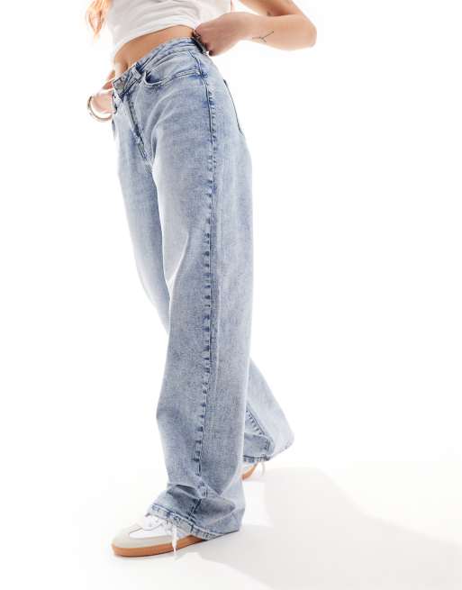 Noisy May Josie high rise baggy jeans in light wash | ASOS