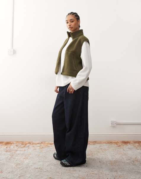 Noisy May - Kakigrøn vest i langhåret fleece - view 1