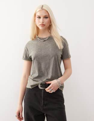 Noisy May - Kastiges T-Shirt in gewaschenem Grau