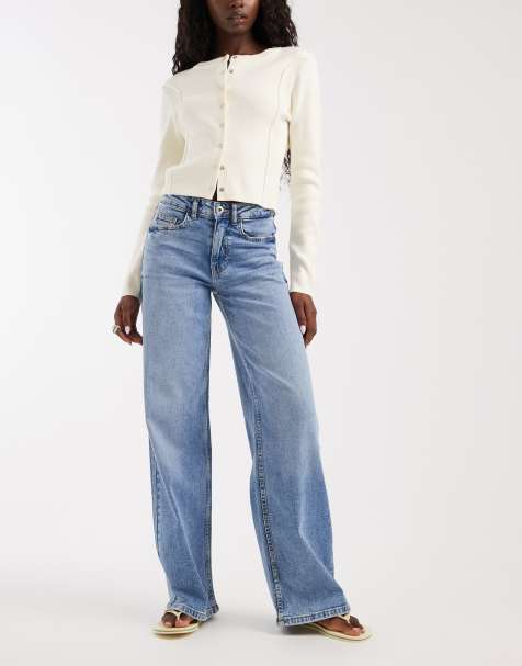 Noisy May Kenzie mid-rise wide leg jeans in light blue denim - view 1