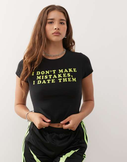 Noisy May – Knapp geschnittenes T-Shirt in Schwarz mit „Mistakes“-Print, 3 von 4