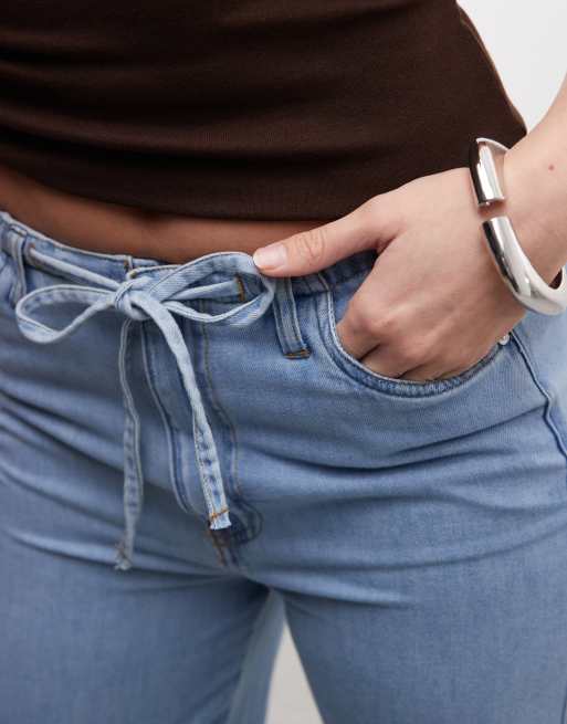 Noisy May – Ljusblå byxor i denim med vida ben och knytning i midjan, 4 av 5
