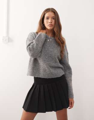 Noisy May - Lockerer Strickpullover in Mittelgrau mit Rundhalsausschnitt
