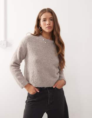 Noisy May - Lockerer Strickpullover in Taupe mit Rundhalsausschnitt-Brown