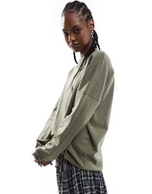 Noisy May Long Sleeve Crew Neck Top In Khaki-green