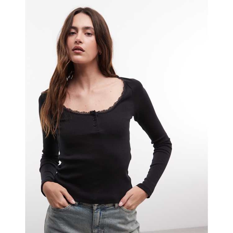 トップス Bluelea Lacy long Tee BLACK Noisy May long sleeve henley t-shirt with lace neckline in black