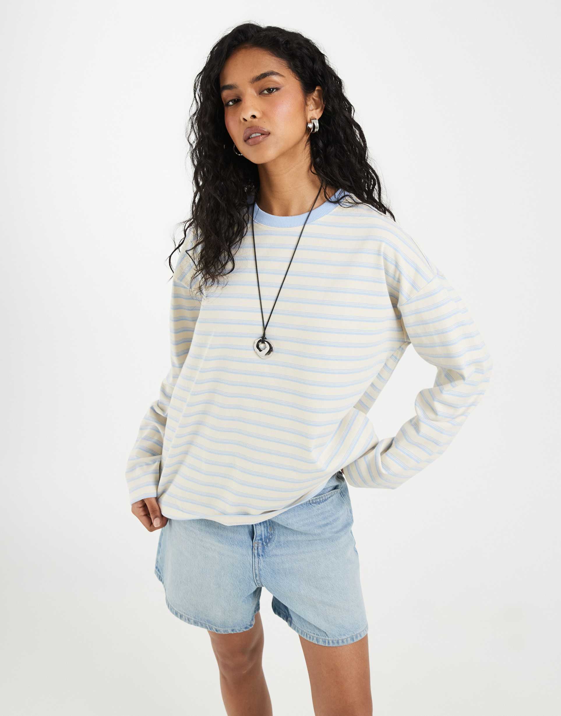 noisy may long sleeve sweatshirt in cream and blue stripes