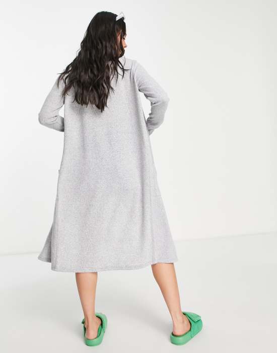 https://images.asos-media.com/products/noisy-may-longline-cardigan-in-gray/203184137-2?$n_550w$&wid=550&fit=constrain