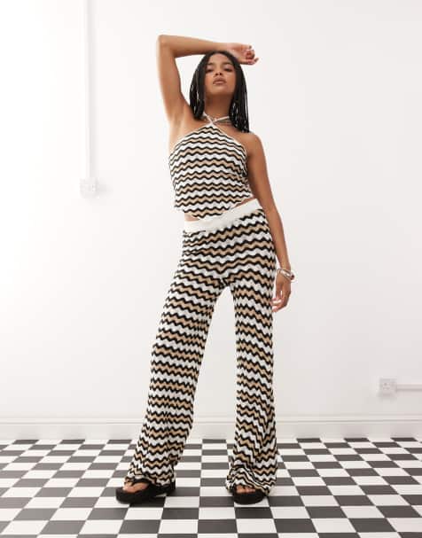 Noisy May - Losvallende gehaakte broek met golvend patroon in zwart en beige, deel van co-ord set - view 1