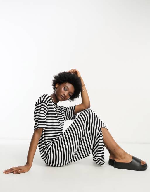 Noisy May maxi t shirt dress in black white stripe ASOS