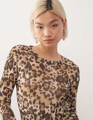 Noisy May Mesh Top In Pattern