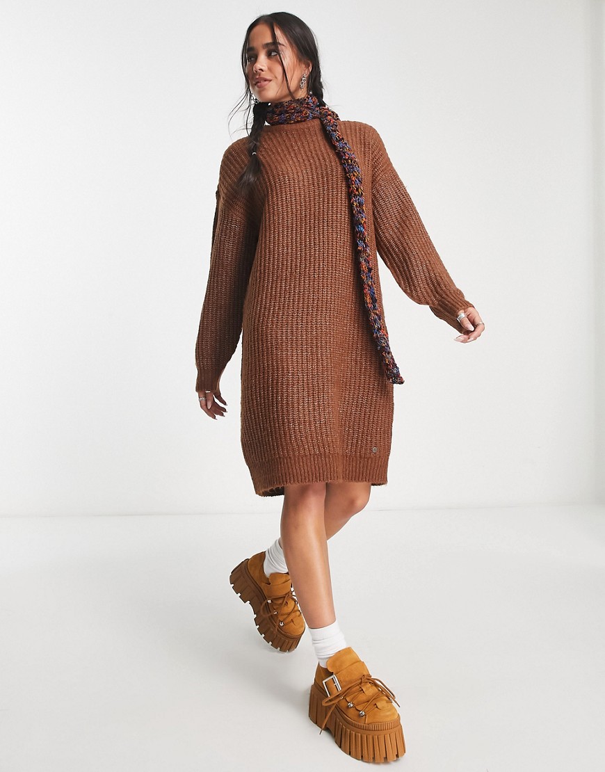 Noisy May midi knitted jumper dress in brown