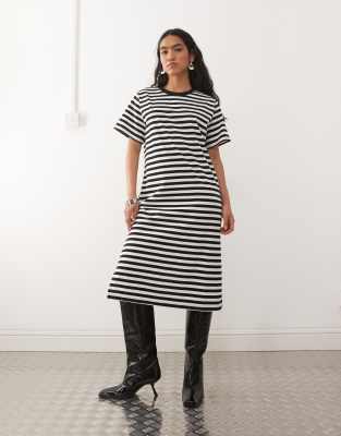Noisy May Midi T-shirt Dress In Black