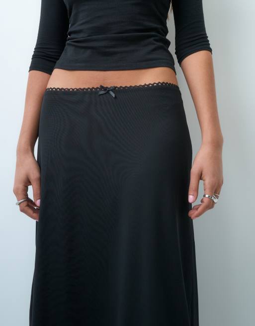Noisy May Midirock mit niedriger Taille in Schwarz, 3 von 5