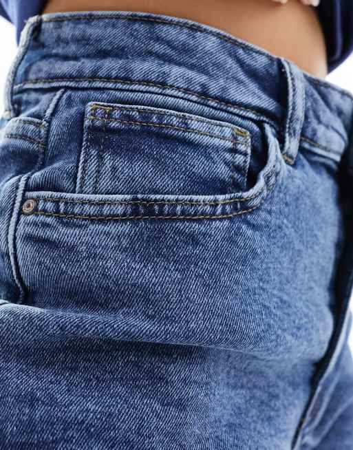 Noisy May - Moni - Pantaloncini di jeans a vita alta blu lavaggio medio con risvolto, 4 di 5