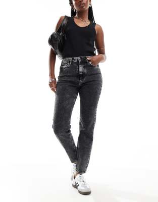 Noisy May - Moni - Slim-Fit-Straight Jeans in dunkelgrauer Waschung mit hohem Bund
