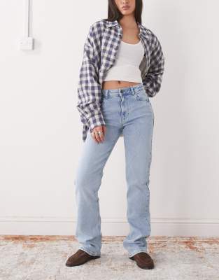 Noisy May Noisy May Monica high waist straight jean in light blue denim