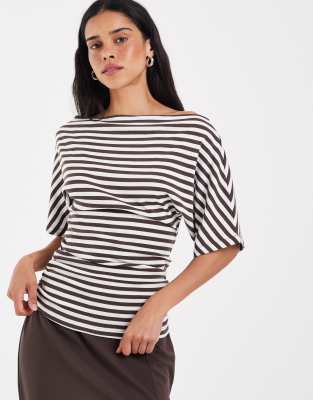 Noisy May Off Shoulder Cinch Top In Brown