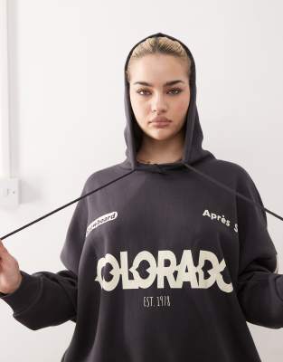 Noisy May - Oversize-Kapuzenpullover in Schwarz mit „Colorado"-Textprint