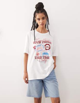 Noisy May - Oversize-T-Shirt in Weiß mit „Good Things"-Print