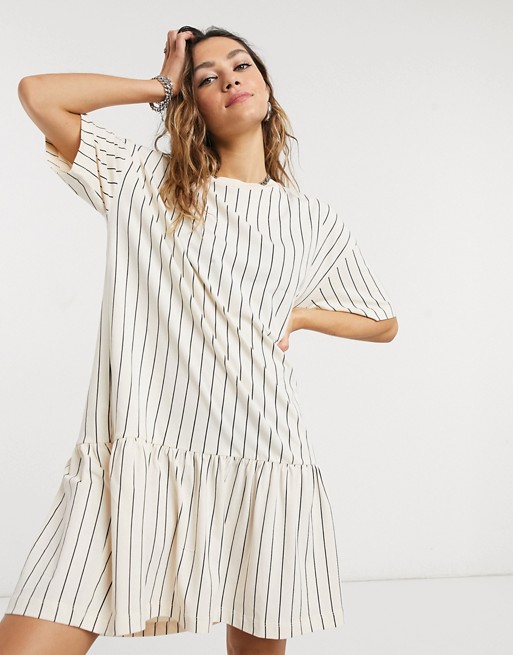 Noisy May oversized t-shirt dress in cream stripe
