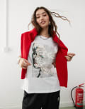 [Noisy May] Noisy May oversized t-shirt with Madonna newspaper graphic in white XS Bright White