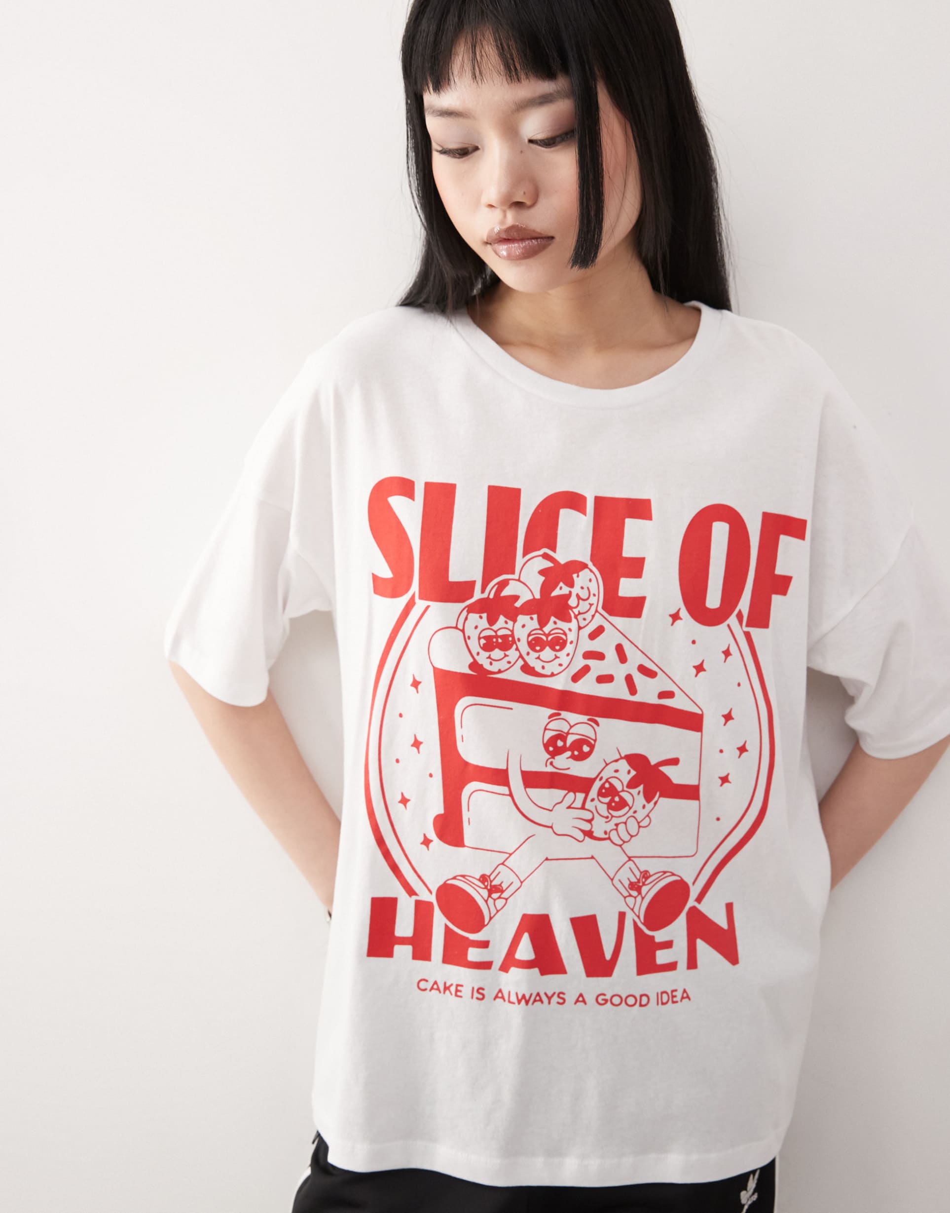 noisy may oversized tee with cake print in white