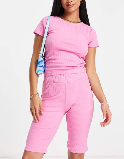 Noisy May Petite – Gerippte Legging-Shorts in leuchtendem Rosa, 4 von 4
