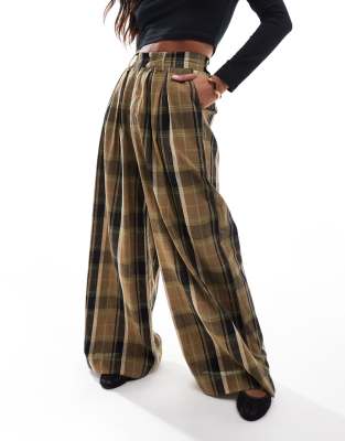 high waist wide leg pants with pleat detail in khaki check-Green