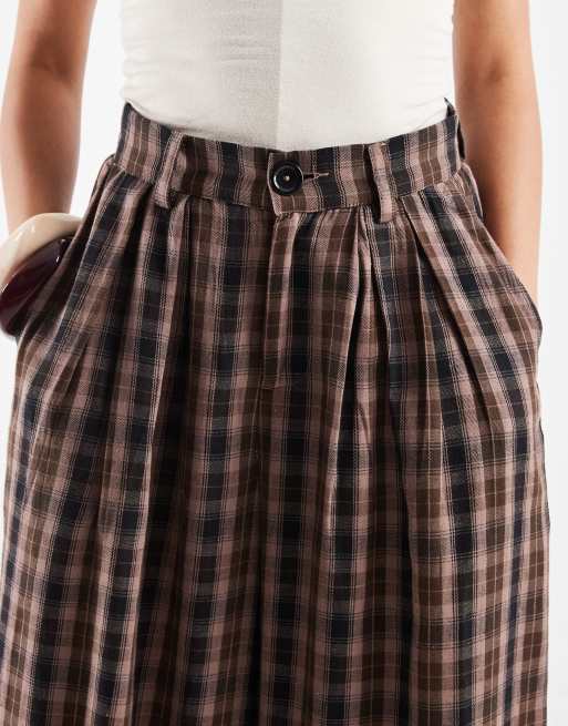 Noisy May Petite high waist wide leg plaid pants in brown, 4 of 5