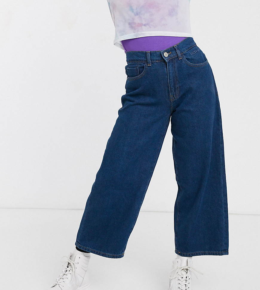Noisy May Petite - Jeans met wijde pijpen in donkerblauw