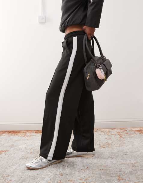 Noisy May Petite - Joggers a fondo ampio neri con righe laterali - view 1