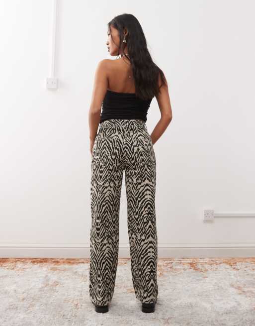 Noisy May Petite - Marley - Jeans met wijde pijpen in zebraprint, 3 van 5