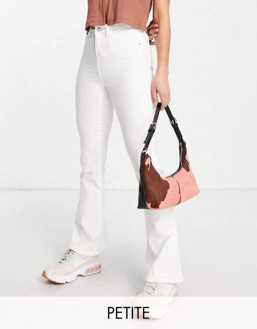 Noisy May Petite - Sallie - Flared jeans met hoge taille in wit