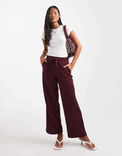 Noisy May Petite straight leg jersey trouser in burgundy with white side stripe, 4 of 5