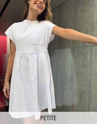 white t shirt dress with pockets