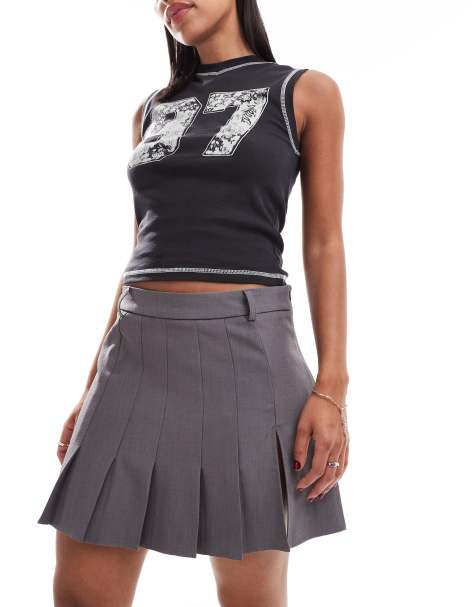 Noisy May pleated skirt with thigh split in gray - view 1