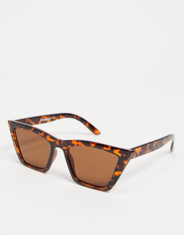 Noisy May pointed sunglasses in tortoiseshell