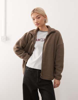 Noisy May - Pullover aus Fleece in Beige mit durchgehendem Reißverschluss und Stehkragen-Neutral