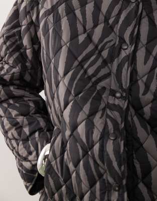 Noisy May Quilted Zebra Jacket In Gray