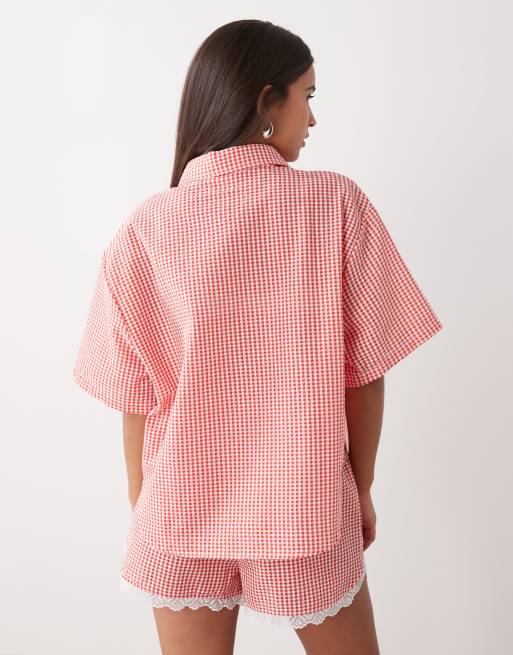 Noisy May - Rød skjorte i seersucker med gingham-tern og firkantet pasform - Del af sæt, 3 af 4
