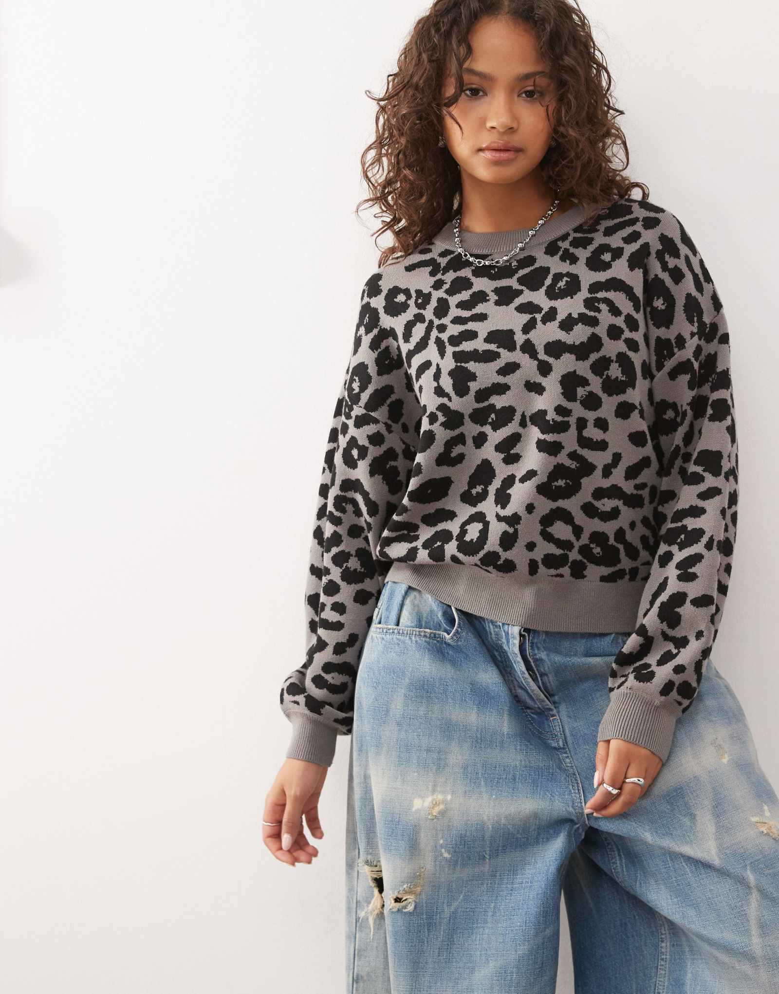 Непринужденный вязаный свитер Noisy May серого леопардового цвета