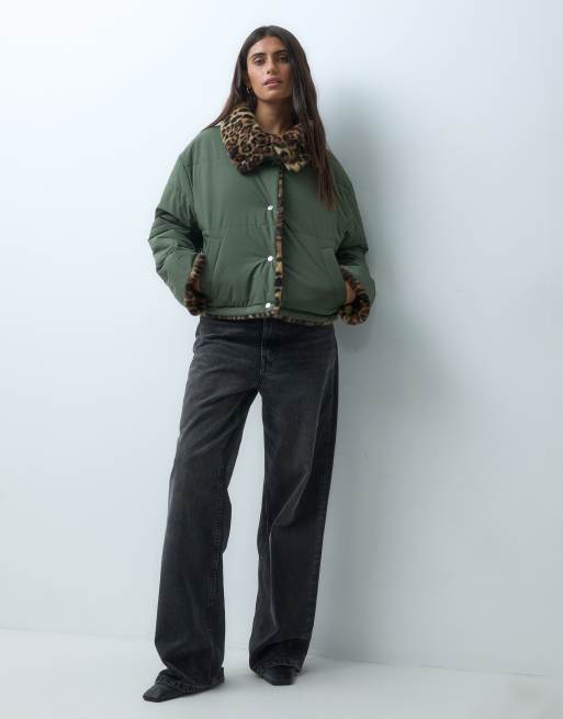 Noisy May reversible jacket with oversized collar in khaki and leopard print, 3 of 4