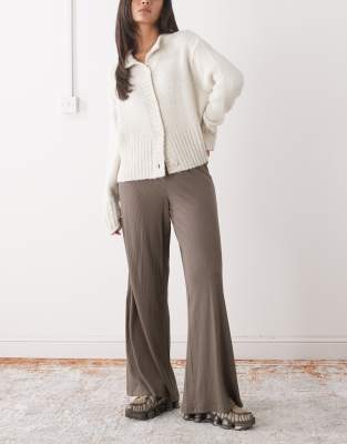Noisy May Noisy May ribbed wide leg trouser in brown