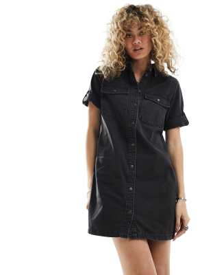 Robe courte en denim avec manches retroussées - Noir délavé L
