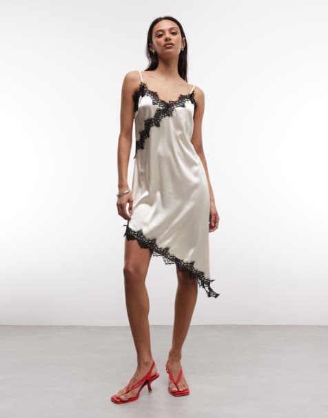 Noisy May - Robe nuisette mi-longue en satin avec ourlet asymétrique en dentelle - Crème - view 1