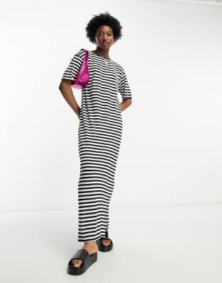 Noisy May - Robe t-shirt longue - Noir à rayures blanches