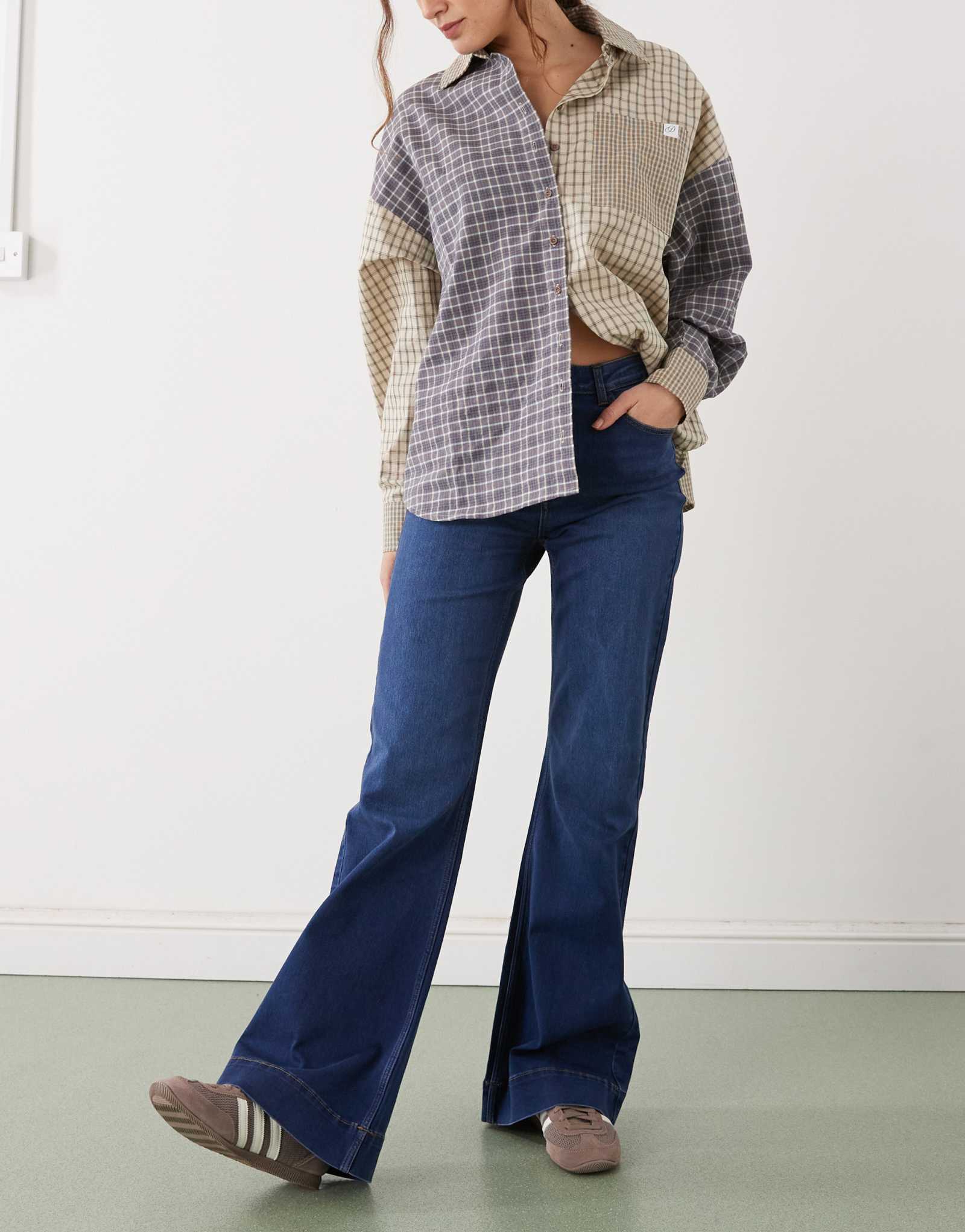 Джинсы-клеш с высокой посадкой Noisy May Roxy темно-синего цвета