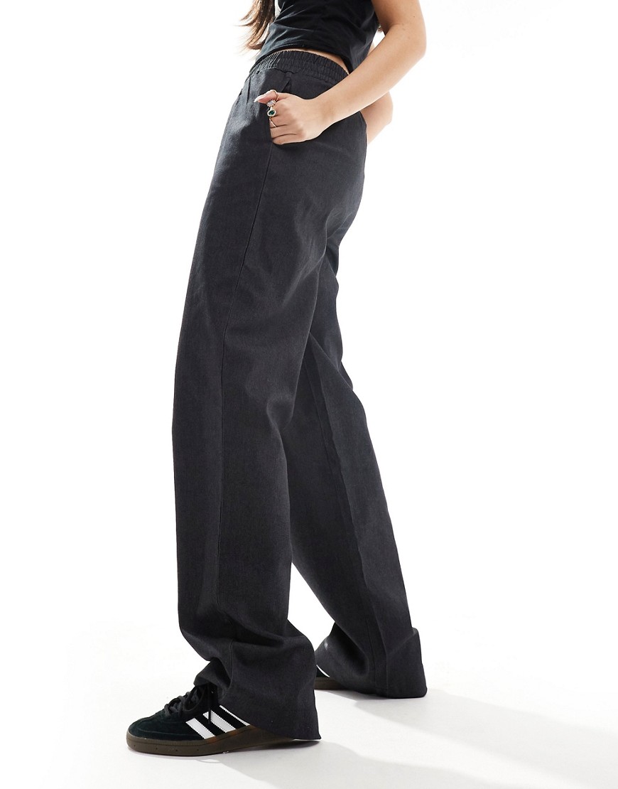 Noisy May ruched waist trousers in dark grey-Black